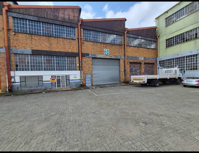 2,505M² WAREHOUSE TO LET IN HERIOTDALE